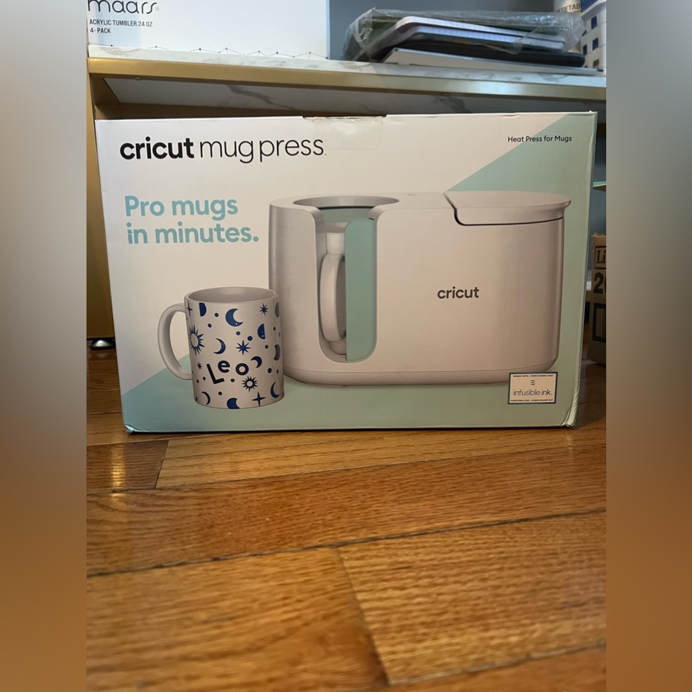 Brand NEW in Box Cricut Mug Press
